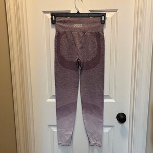 PINK Victoria's Secret Ombre purple Seamless Leggings Small